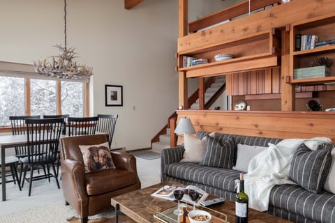 Living and dining area