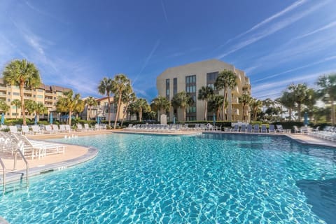 Shorewood Community Pool