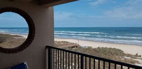 Left side of Deck View