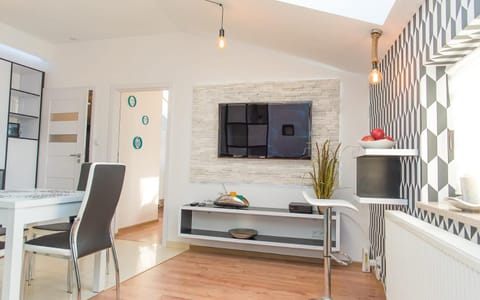 50-inch plasma TV with cable channels, TV