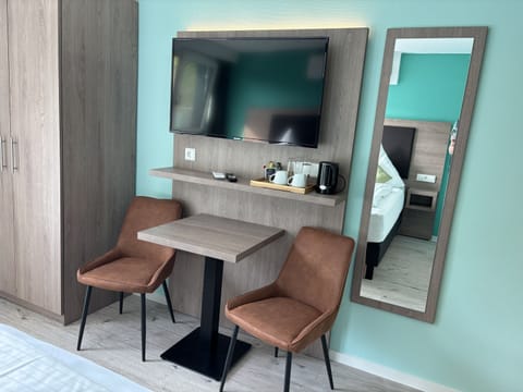 Comfort Double Room, Private Bathroom (3. Etage)