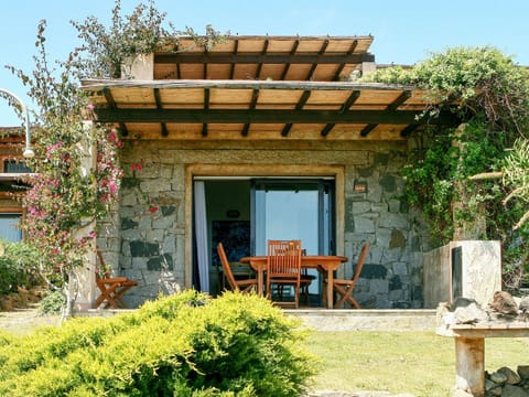 Property, House, Building, Real Estate, Home, Roof, Cottage, Pergola, Architecture, Rural Area