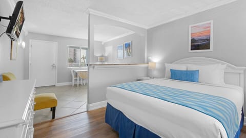 Bedroom - Queen Bed