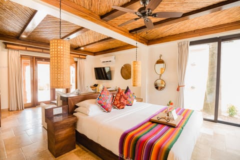 Deluxe with Plunge Pool | Premium bedding, down comforters, pillowtop beds, in-room safe