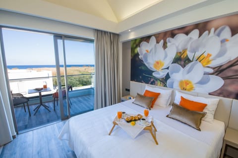 Premium Quadruple Room (Jafora) | Beach/ocean view