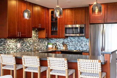 Seating for four at the kitchen island.