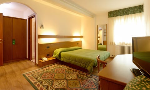 Double Room, 1 Double Bed with Sofa bed (2+1) | In-room safe, desk, blackout drapes, free WiFi