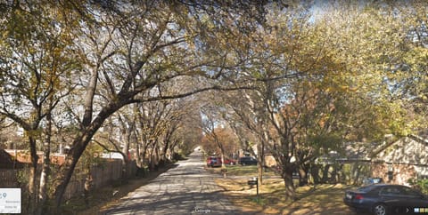 A country like a neighborhood with nature all around.