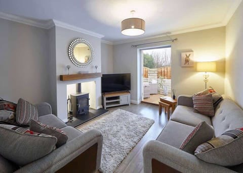 Lowcross Cottage - Pinchinthorpe, Guisborough - Stay North Yorkshire