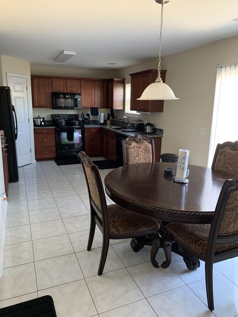 Kitchen w/Dining Room 