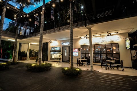 Coffee shop