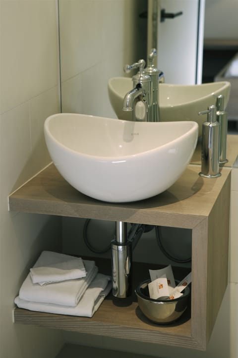 Hair dryer, slippers, towels