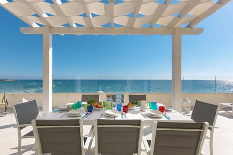 Comfort House, 4 Bedrooms | Terrace/patio