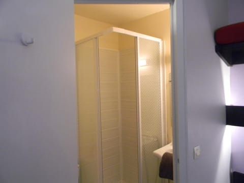 Shower, free toiletries, towels, soap