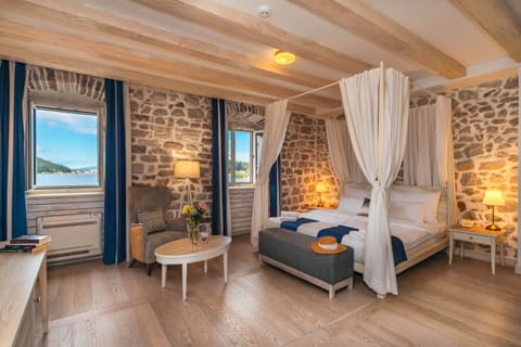 Deluxe Double Room, Sea View | Premium bedding, memory foam beds, minibar, in-room safe