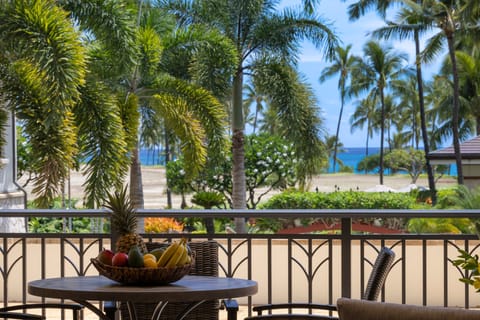 Enjoy breakfast on the lanai