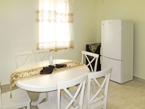 Room, Furniture, Property, Interior Design, Product, Table, Floor, Wall, House, Architecture