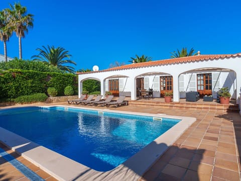 Water, Plant, Property, Sky, Azure, Swimming Pool, Building, Tree, Outdoor Furniture, Leisure
