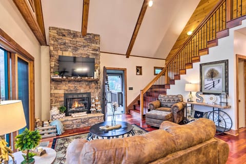 Vilas Vacation Rental | 3BR | 3BA | 2,700 Sq Ft | Stairs Required to Access