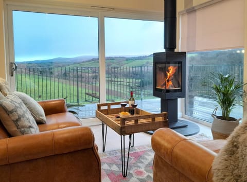 Luxury Cabin, Ensuite (Lew Valley Lodge) | View from property
