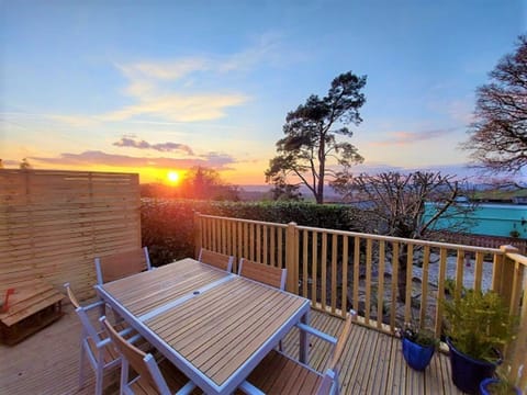 Luxury Suite (Large Kingsize Room Not Pet Friendly) | 1 bedroom, premium bedding, memory foam beds, individually decorated