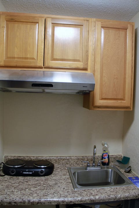 Fridge, microwave, coffee/tea maker