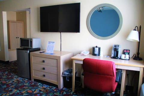 Egyptian cotton sheets, premium bedding, down comforters, pillowtop beds