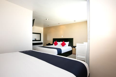 Superior Room, Multiple Beds | Desk, soundproofing, iron/ironing board, free WiFi