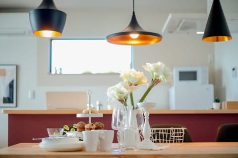 Villa, 3 Bedrooms | In-room dining