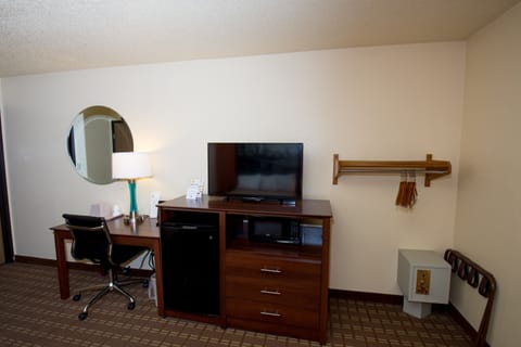 In-room safe, desk, iron/ironing board, free cribs/infant beds