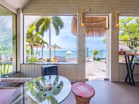 Beach bar