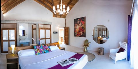 Deluxe Double Room, 1 King Bed (Sebastian) | In-room safe, free WiFi, bed sheets