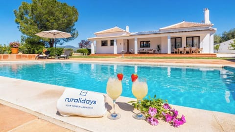 Villa Los Caracoles Casabermeja by Ruralidays