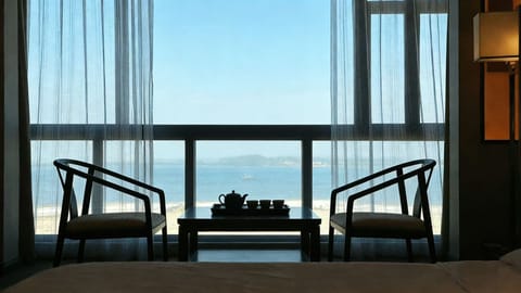 Executive Deluxe Sea View King | Living area