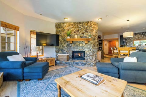 Living Room - Summer