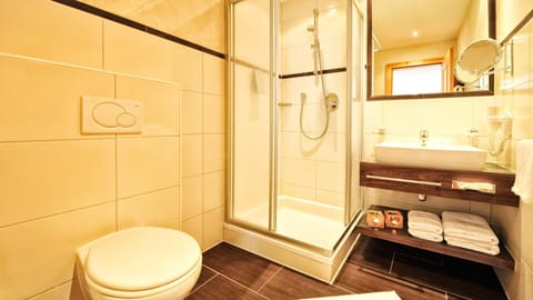 Shower, free toiletries, hair dryer, bathrobes