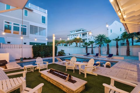 Emotional Rescue Exterior