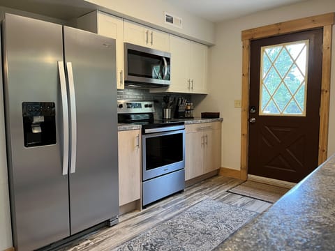 A fully equipped kitchen for when you want to enjoy a meal at home.