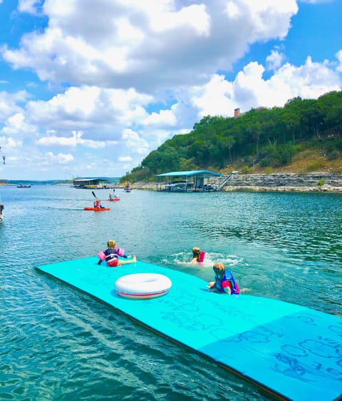 Lily pad available for use