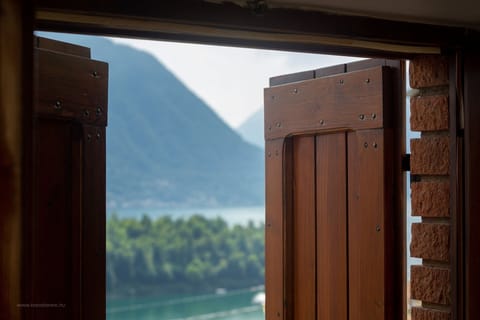 Middle floor
Lake view 