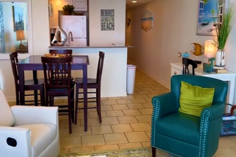 Perdido Sun Resort Unit 1012 Seating with a Gulf View