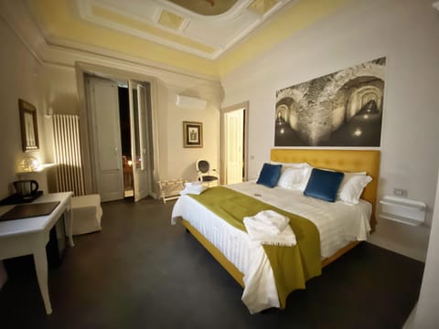 Luxury Room (Family) | Premium bedding, down comforters, pillowtop beds, minibar