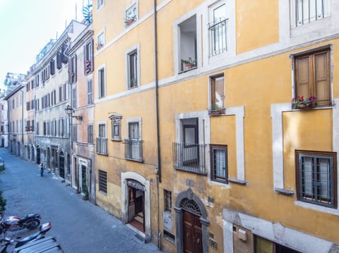 Apartment, 1 Bedroom | Street view