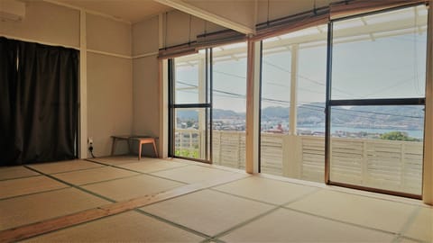 Family House | 3 bedrooms, WiFi (free), bed sheets