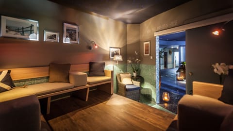 Body treatments, thalassotherapy, facials, massages