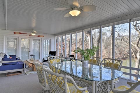 Lavonia Vacation Rental | 5BR | 4BA | 3,500 Sq Ft | Step-Free Access