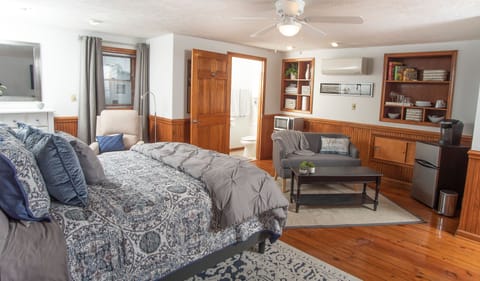 Welcome to Studio 114!