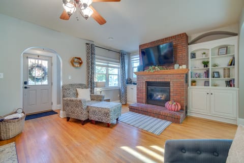 Windsor Vacation Rental | 4BR | 3BA | 3,000 Sq Ft | Steps to Access