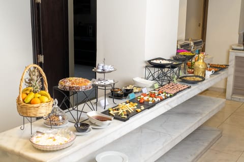 Daily continental breakfast for a fee
