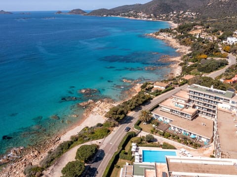 Water, Property, Sky, Azure, Beach, Tree, Body Of Water, Coastal And Oceanic Landforms, Landscape